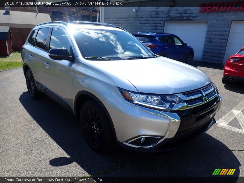 Alloy Silver Metallic / Black 2018 Mitsubishi Outlander SEL S-AWC
