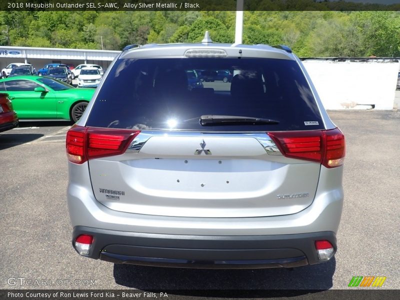 Alloy Silver Metallic / Black 2018 Mitsubishi Outlander SEL S-AWC