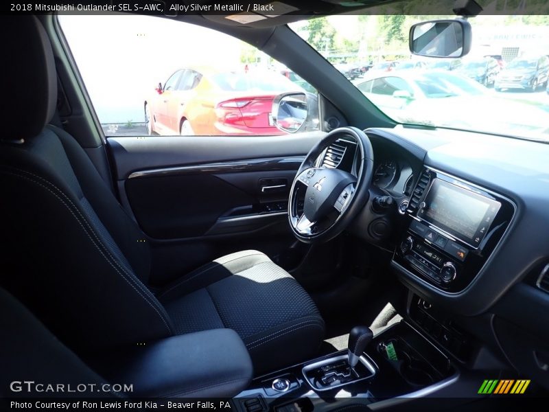 Alloy Silver Metallic / Black 2018 Mitsubishi Outlander SEL S-AWC