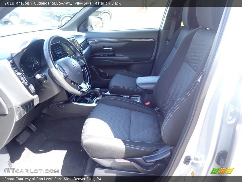 Alloy Silver Metallic / Black 2018 Mitsubishi Outlander SEL S-AWC