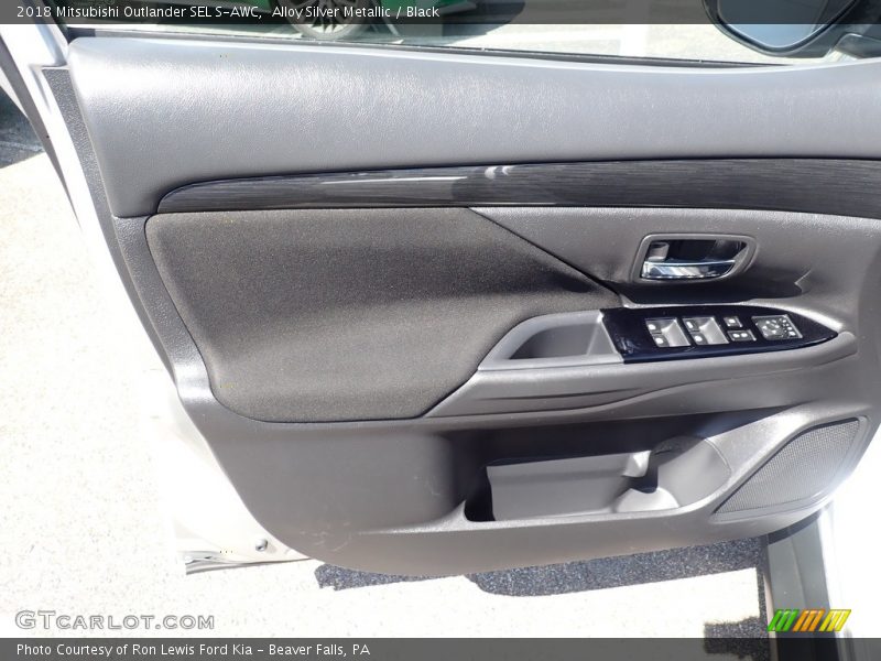 Alloy Silver Metallic / Black 2018 Mitsubishi Outlander SEL S-AWC