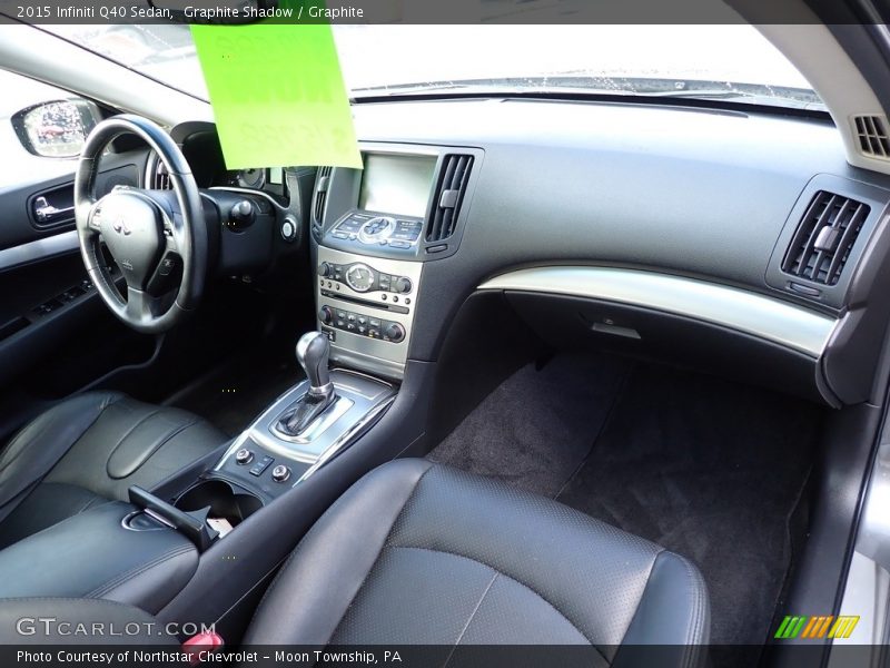  2015 Q40 Sedan Graphite Interior
