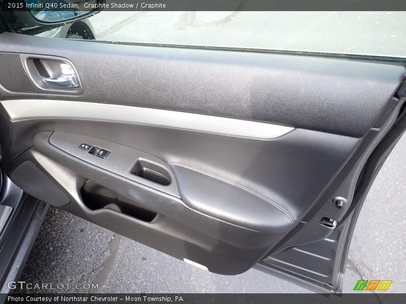 Door Panel of 2015 Q40 Sedan