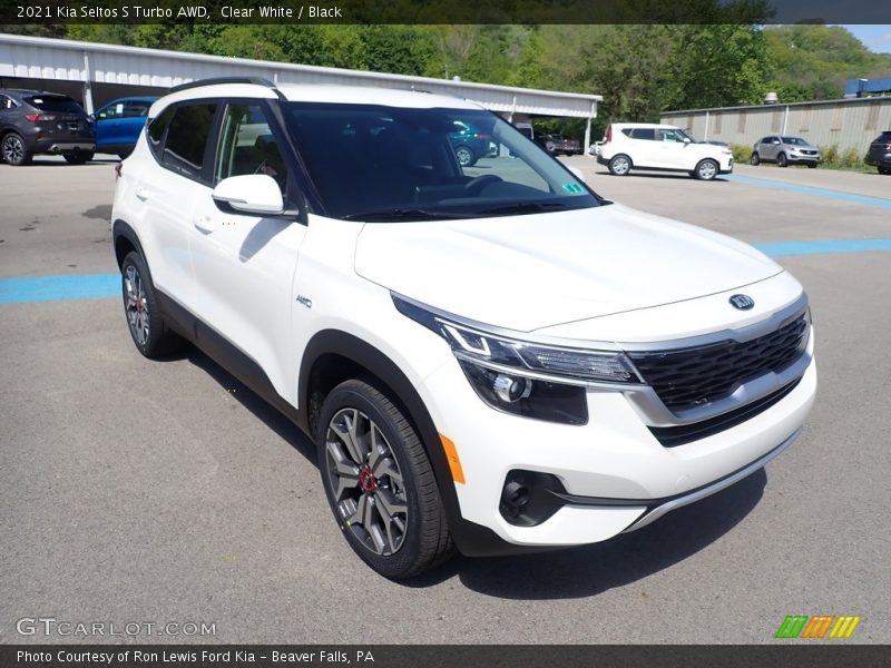 Clear White / Black 2021 Kia Seltos S Turbo AWD