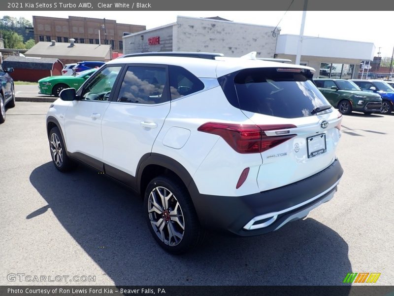 Clear White / Black 2021 Kia Seltos S Turbo AWD