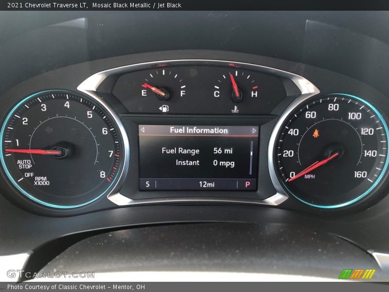Mosaic Black Metallic / Jet Black 2021 Chevrolet Traverse LT
