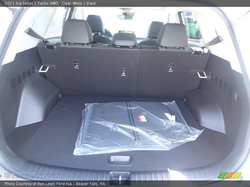 Clear White / Black 2021 Kia Seltos S Turbo AWD