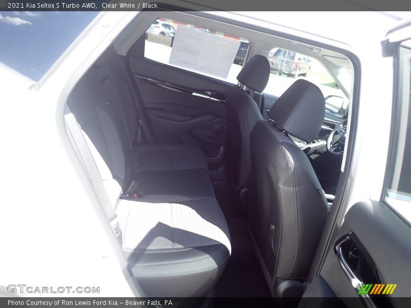 Clear White / Black 2021 Kia Seltos S Turbo AWD