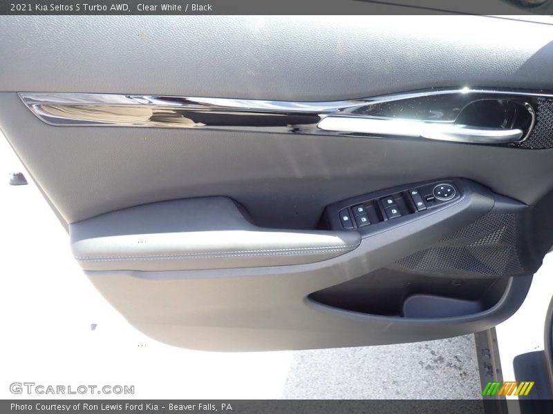 Clear White / Black 2021 Kia Seltos S Turbo AWD