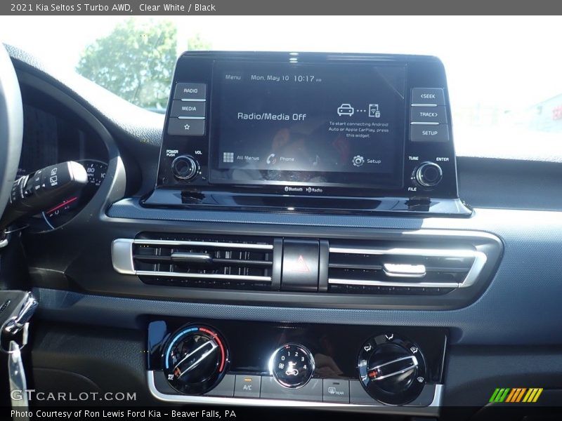 Clear White / Black 2021 Kia Seltos S Turbo AWD