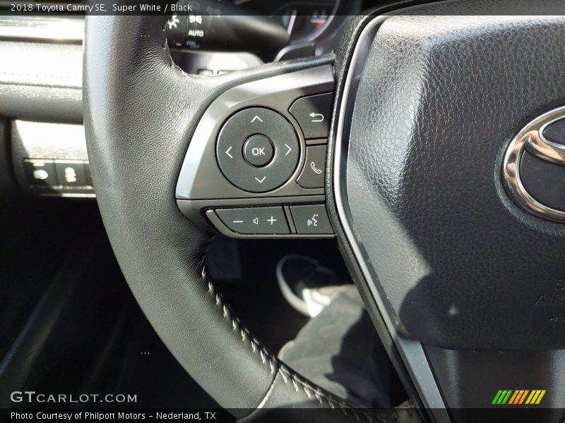 Super White / Black 2018 Toyota Camry SE