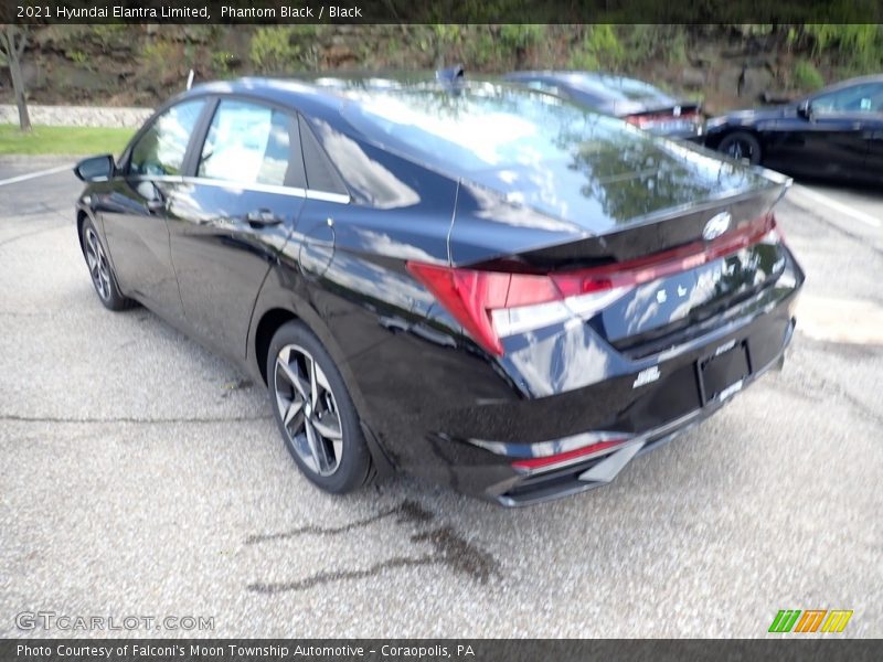 Phantom Black / Black 2021 Hyundai Elantra Limited