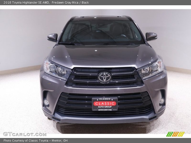 Predawn Gray Mica / Black 2018 Toyota Highlander SE AWD