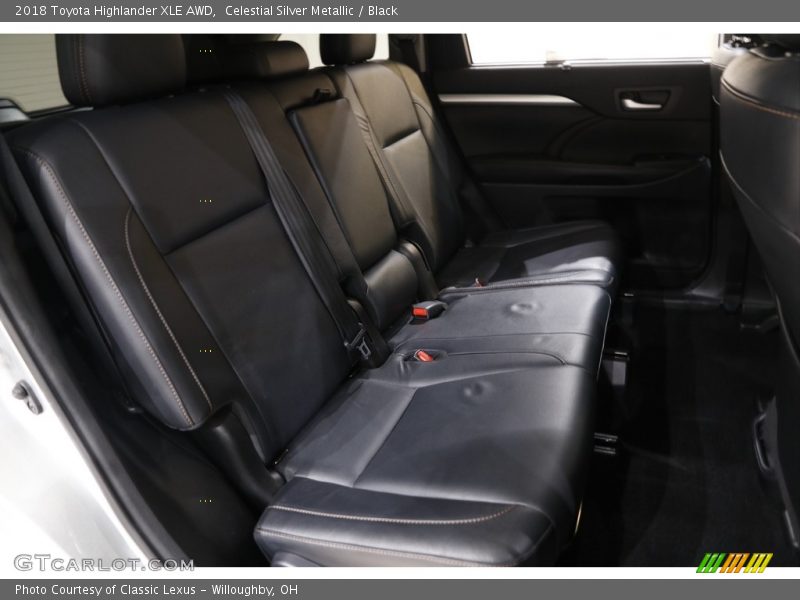 Celestial Silver Metallic / Black 2018 Toyota Highlander XLE AWD