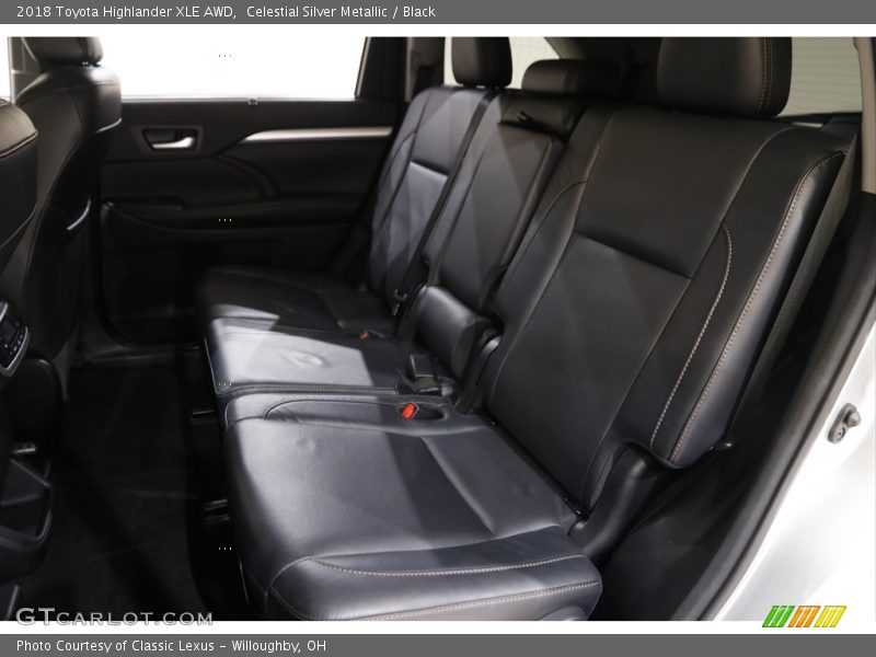 Celestial Silver Metallic / Black 2018 Toyota Highlander XLE AWD