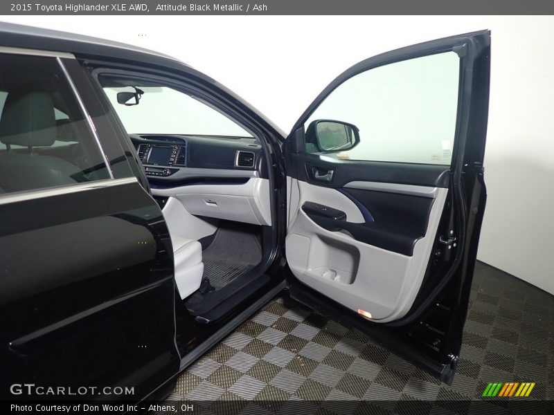 Attitude Black Metallic / Ash 2015 Toyota Highlander XLE AWD