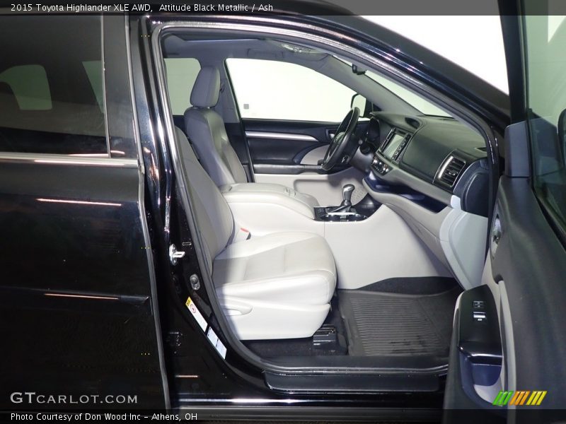 Attitude Black Metallic / Ash 2015 Toyota Highlander XLE AWD