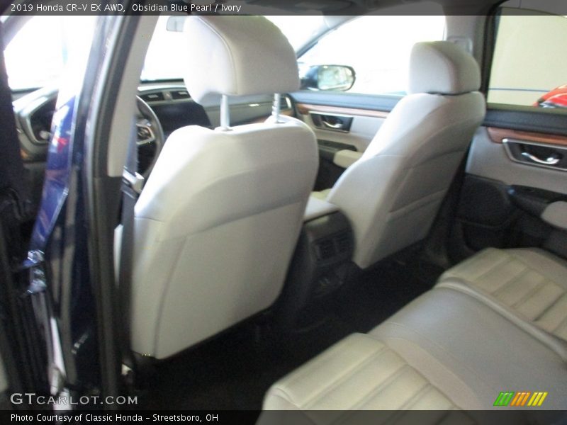 Obsidian Blue Pearl / Ivory 2019 Honda CR-V EX AWD