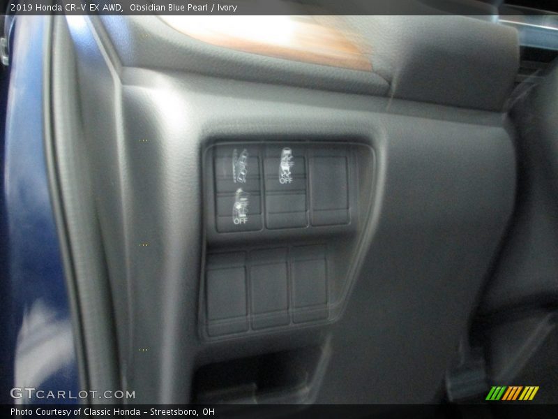 Obsidian Blue Pearl / Ivory 2019 Honda CR-V EX AWD