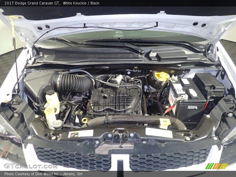 White Knuckle / Black 2017 Dodge Grand Caravan GT