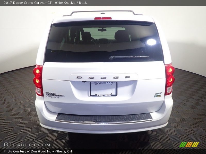 White Knuckle / Black 2017 Dodge Grand Caravan GT