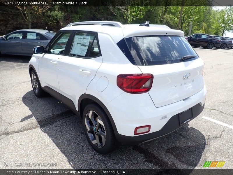 Ceramic White / Black 2021 Hyundai Venue SEL