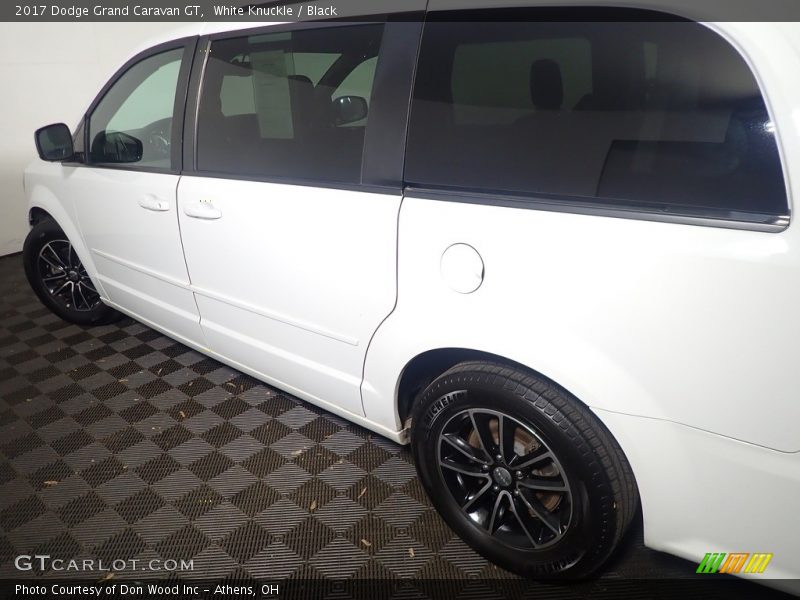 White Knuckle / Black 2017 Dodge Grand Caravan GT