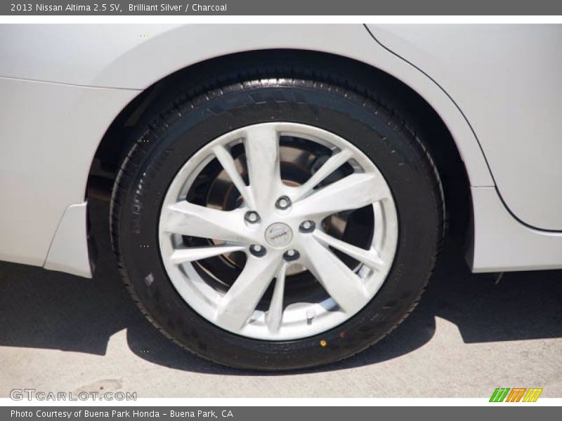 Brilliant Silver / Charcoal 2013 Nissan Altima 2.5 SV