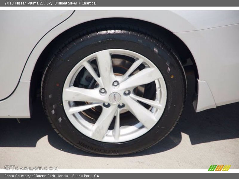 Brilliant Silver / Charcoal 2013 Nissan Altima 2.5 SV