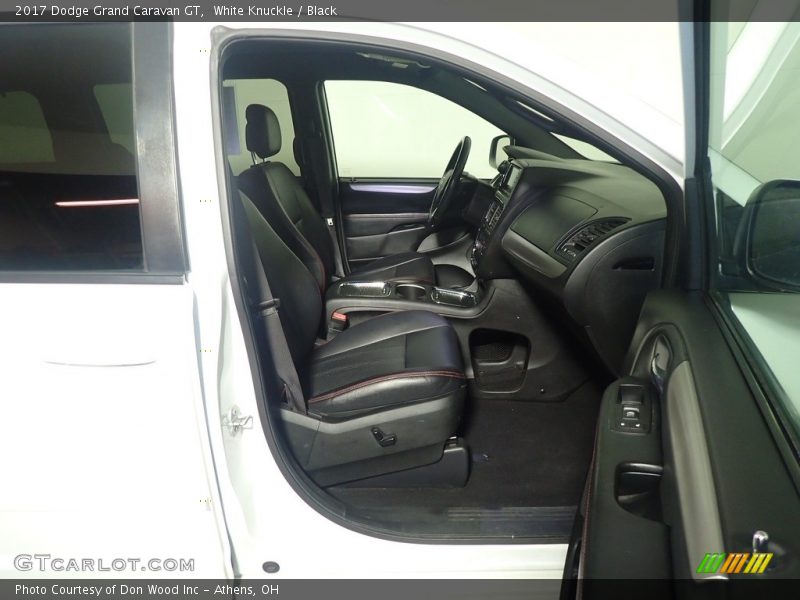 White Knuckle / Black 2017 Dodge Grand Caravan GT