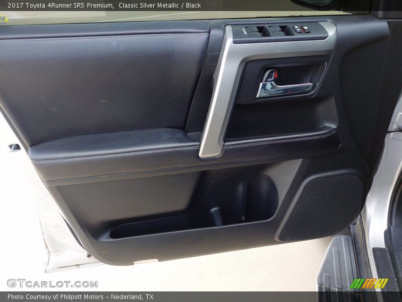 Classic Silver Metallic / Black 2017 Toyota 4Runner SR5 Premium