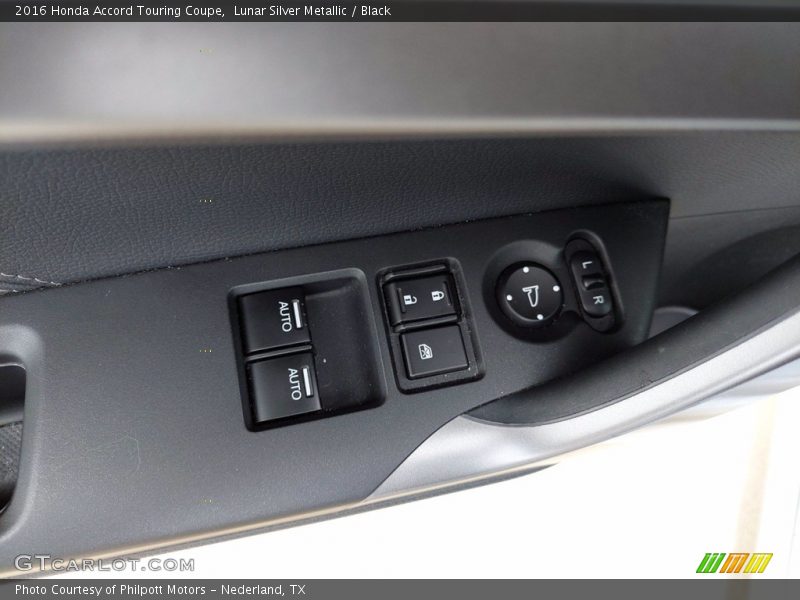 Door Panel of 2016 Accord Touring Coupe
