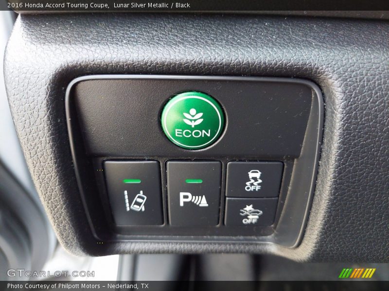Controls of 2016 Accord Touring Coupe