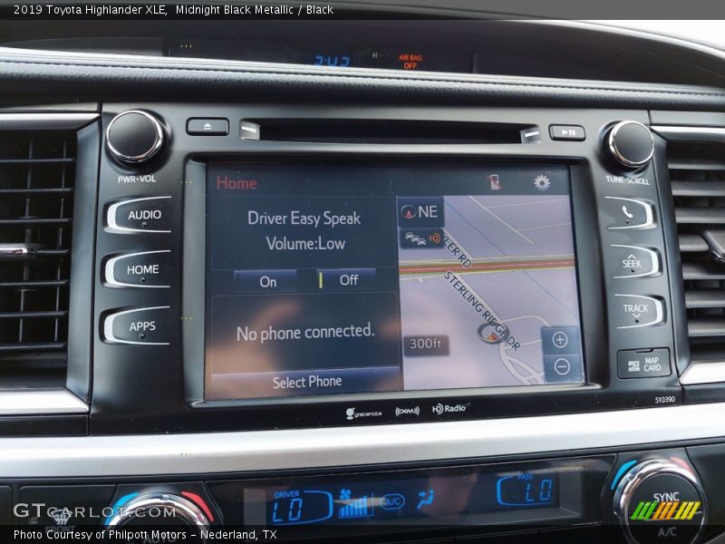 Midnight Black Metallic / Black 2019 Toyota Highlander XLE