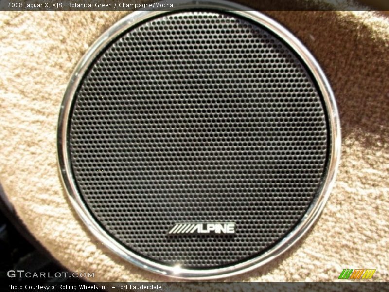 Botanical Green / Champagne/Mocha 2008 Jaguar XJ XJ8