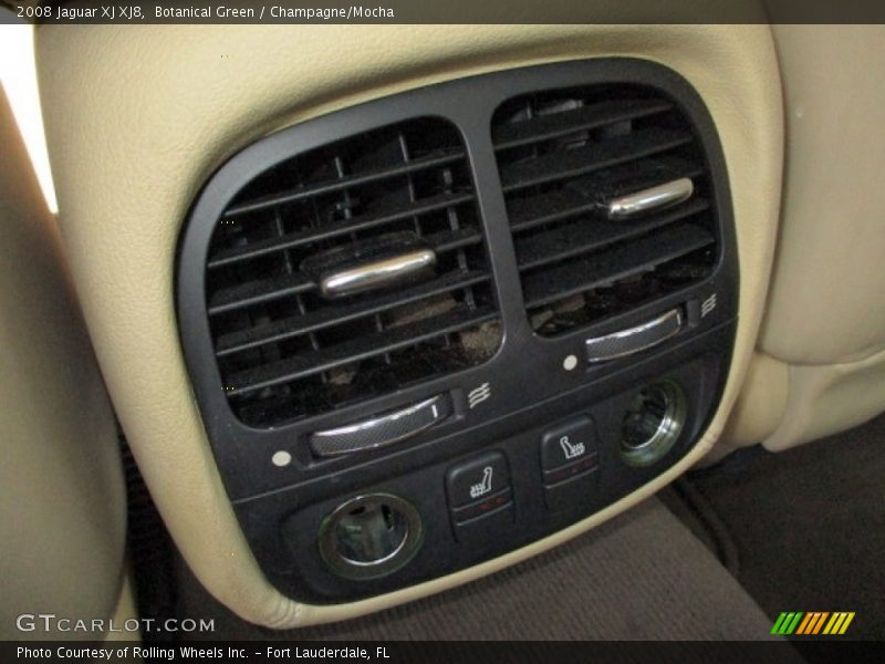 Botanical Green / Champagne/Mocha 2008 Jaguar XJ XJ8