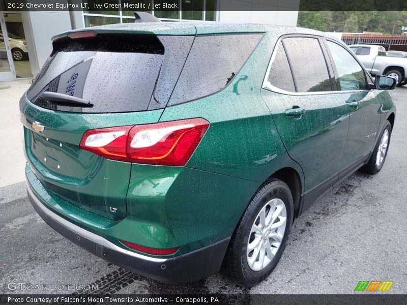 Ivy Green Metallic / Jet Black 2019 Chevrolet Equinox LT