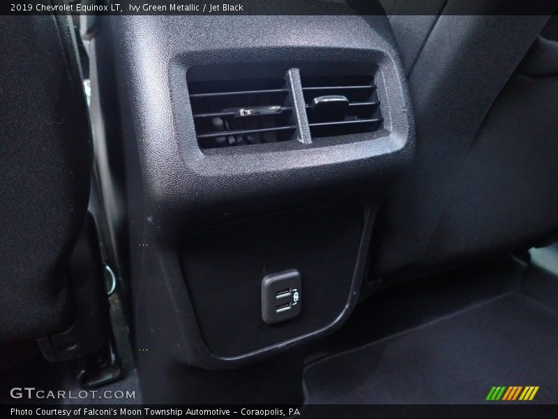 Ivy Green Metallic / Jet Black 2019 Chevrolet Equinox LT