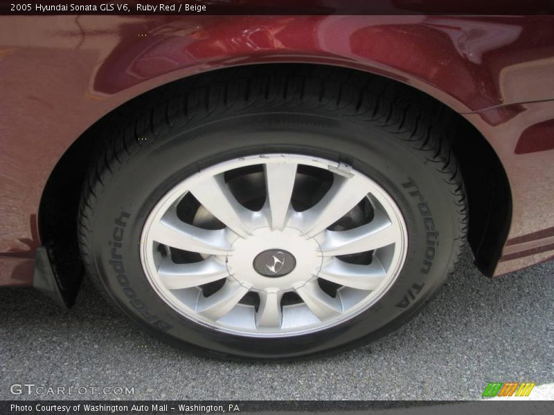 Ruby Red / Beige 2005 Hyundai Sonata GLS V6
