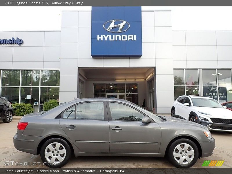 Willow Gray / Gray 2010 Hyundai Sonata GLS