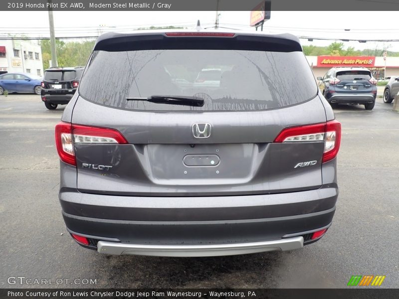 Modern Steel Metallic / Gray 2019 Honda Pilot EX AWD