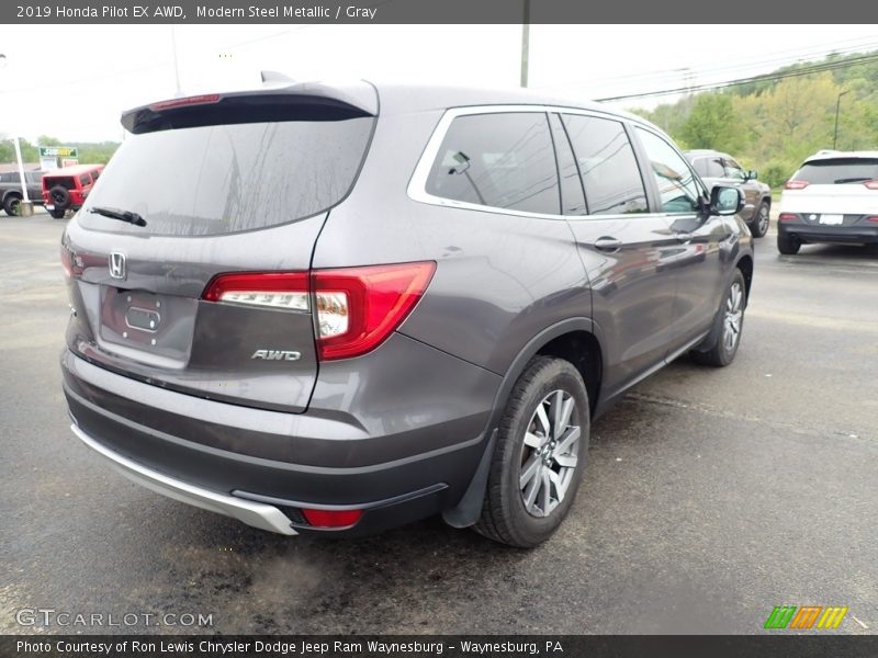 Modern Steel Metallic / Gray 2019 Honda Pilot EX AWD