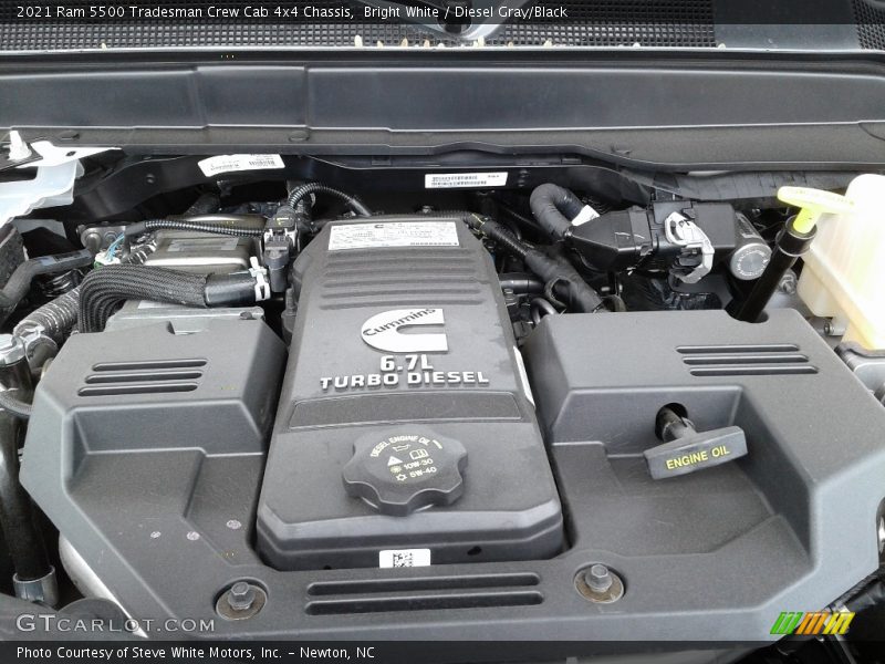Bright White / Diesel Gray/Black 2021 Ram 5500 Tradesman Crew Cab 4x4 Chassis