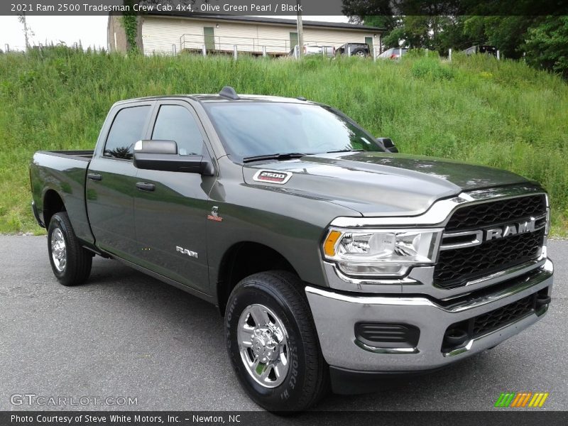 Front 3/4 View of 2021 2500 Tradesman Crew Cab 4x4