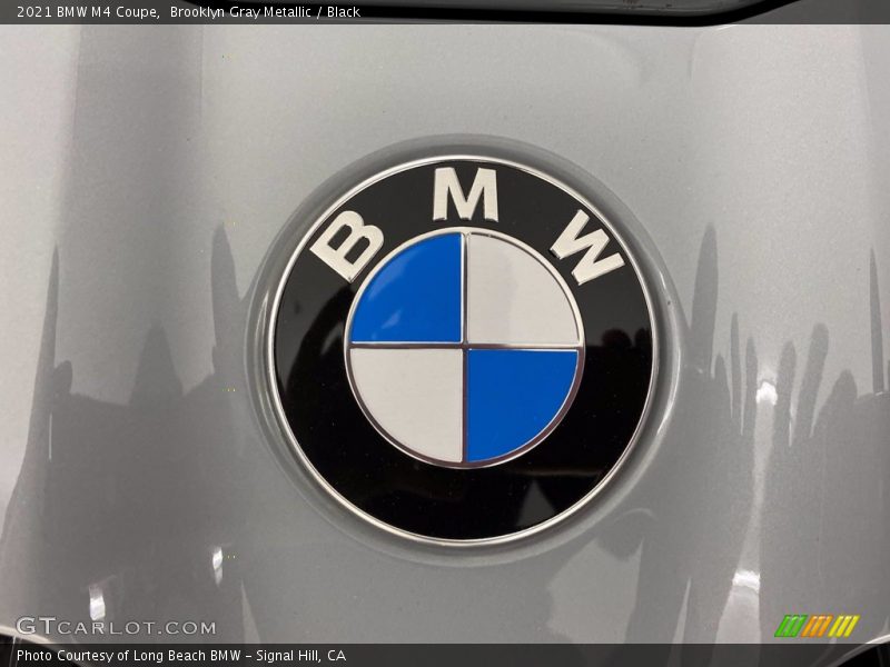 Brooklyn Gray Metallic / Black 2021 BMW M4 Coupe
