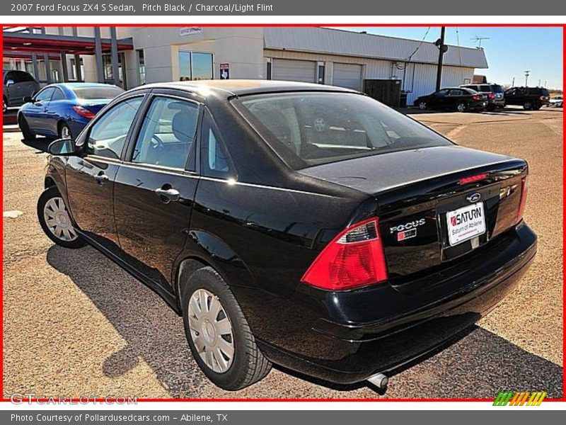 Pitch Black / Charcoal/Light Flint 2007 Ford Focus ZX4 S Sedan
