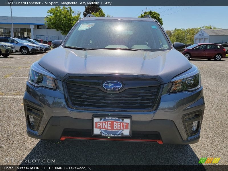 Magnetite Gray Metallic / Gray 2021 Subaru Forester 2.5i Sport