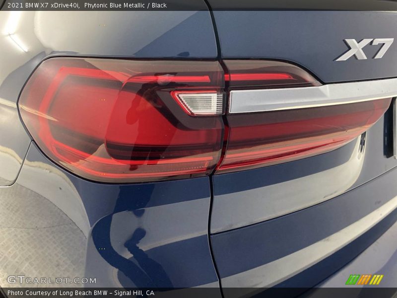 Phytonic Blue Metallic / Black 2021 BMW X7 xDrive40i