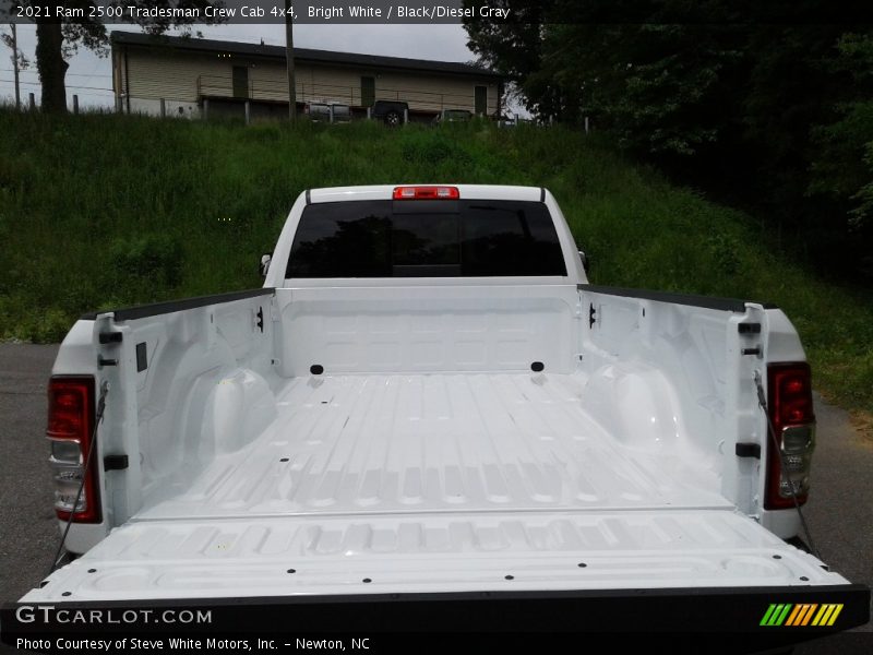 Bright White / Black/Diesel Gray 2021 Ram 2500 Tradesman Crew Cab 4x4
