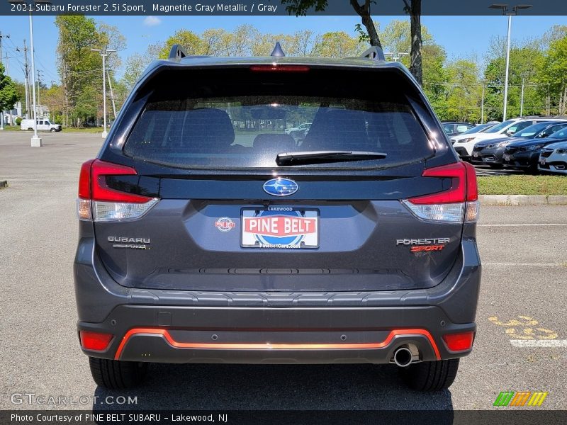 Magnetite Gray Metallic / Gray 2021 Subaru Forester 2.5i Sport